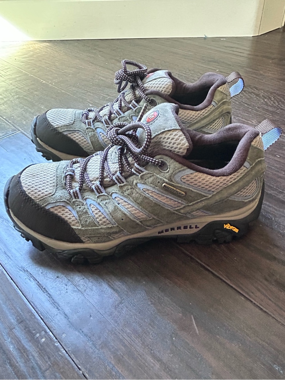 Merrell Moab 2 Waterproof Women's Hiking Shoes Size 7.5 Dusty Olive Vibram